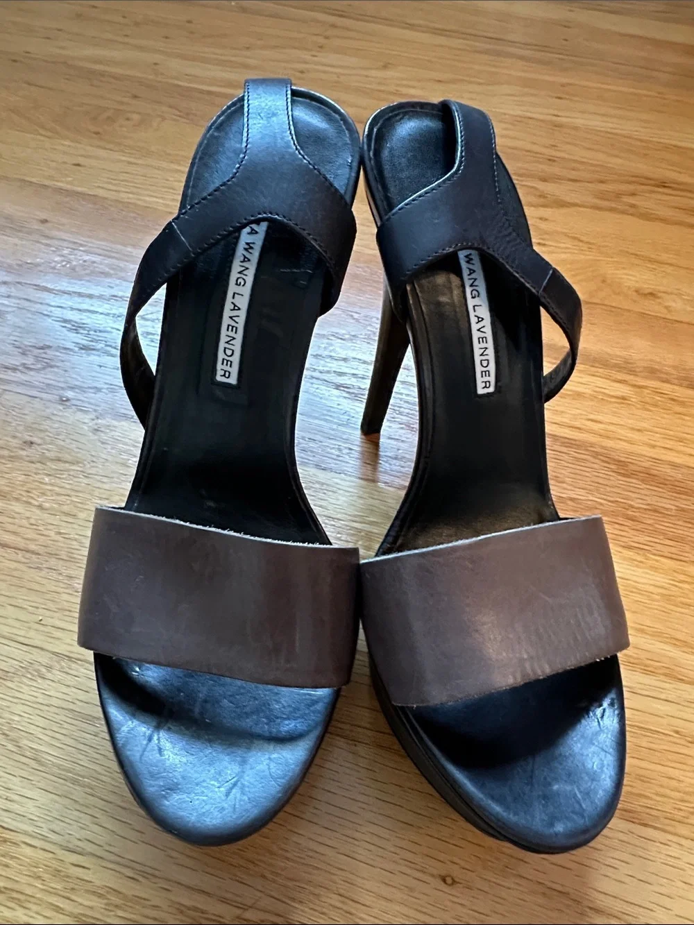 Vera Wang Two-Tone Black and Brown Leather Platform Sandals